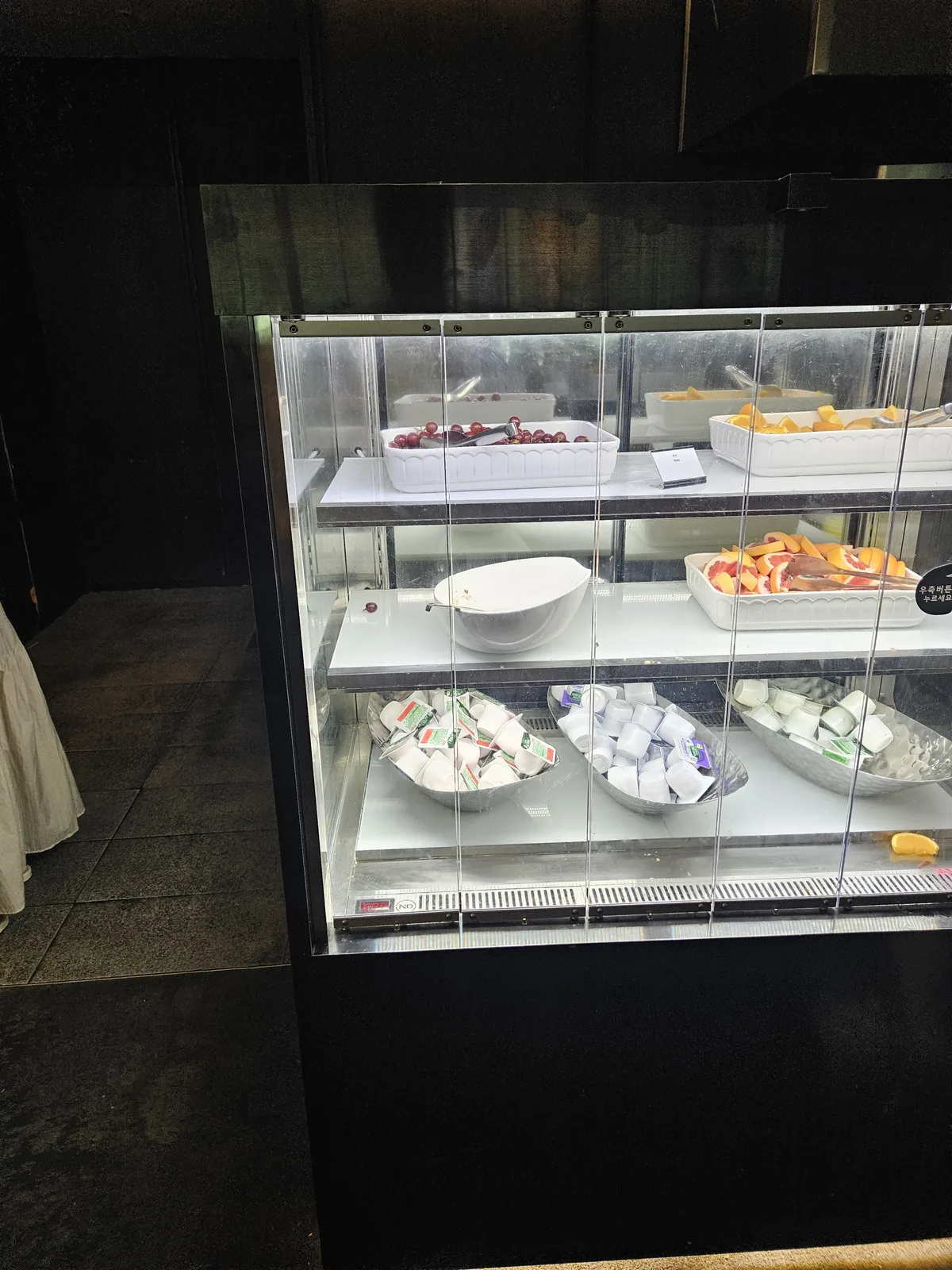 The fruit and yogurt case