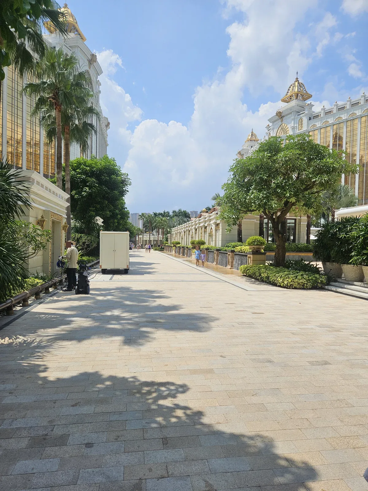 The walk over to the Grand Resort Deck